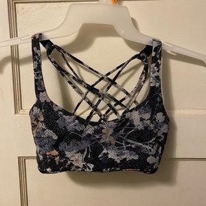 Lululemon- Free To Be Wild Bra. Multi Colored Pattern- Size 6